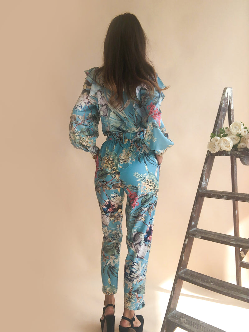 zara floral matching sets and co-ord trouser set  matching top and trousers set  spring summer matching sets and coordinates 2022  Floral Matchin set  matching sets for holidays  co-ord sets  NEW MATCHING SETS & COORDINATES  NEW ARRIVAL  NEW IN  NEW ARRIVALS