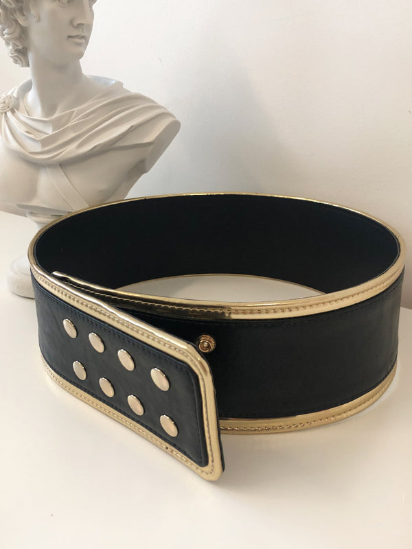 wide belt, waist belt, balmain belt, black and gold belt, belt, black belt, gold belt, statement belt, big belt, zara belt, shaping belt, snap buttons belt,