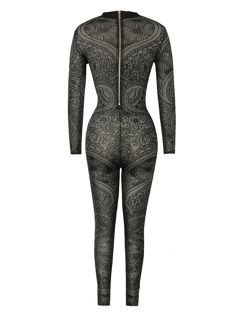  Matches fashion, Zara Jumpsuit, Balmain Jumpsuit, Celebrity clothing UK, Blogger style 2020, best blogger style 2020, cheap clothing London, unique jumpsuits, best jumpsuits London, Kylie Jenner Jumpsuit, Kylie Jenner Catsuit, Winter jumpsuit, Christmas outfit 2020, House of Cb Jumpsuit, Missguided, Silk Fred, Designer catsuit London